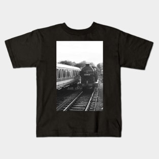 A view of North Weald railway station Kids T-Shirt